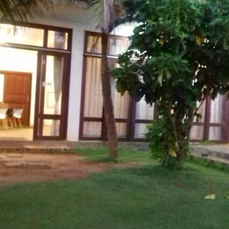 Hi Win Hotel Chilaw Exterior photo