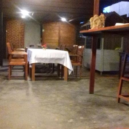 Hi Win Hotel Chilaw Exterior photo