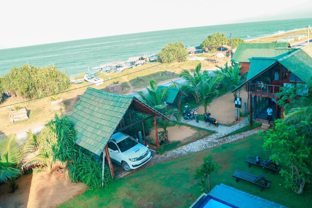 Hi Win Hotel Chilaw Exterior photo