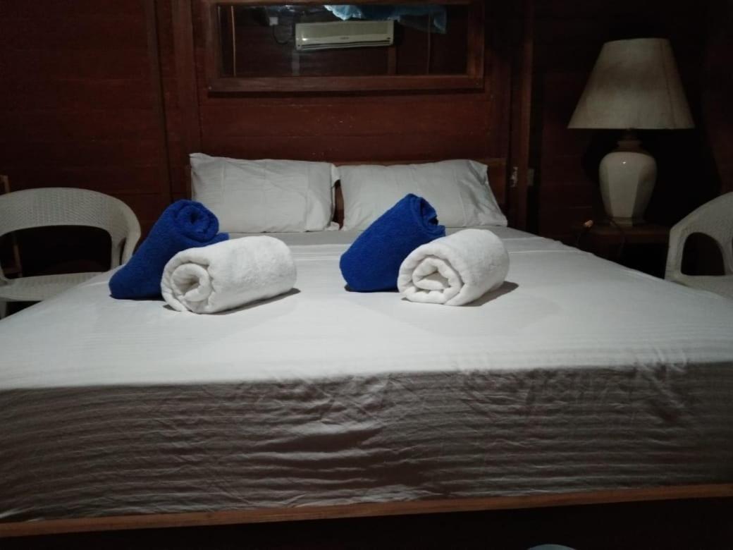 Hi Win Hotel Chilaw Exterior photo