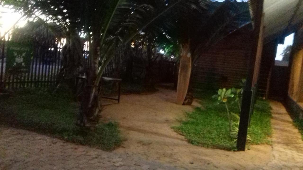 Hi Win Hotel Chilaw Exterior photo